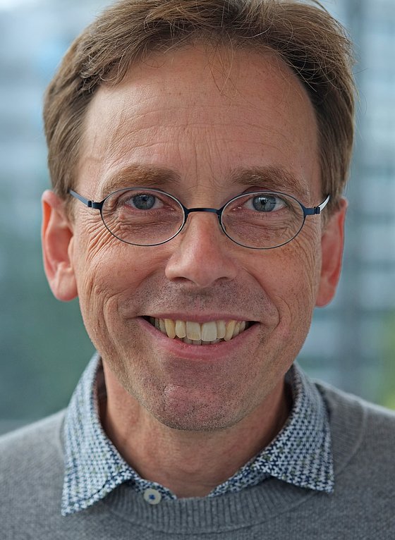 Prof. Dr. Hans Martin Hasselhorn Prof. Dr. Hans Martin Hasselhorn